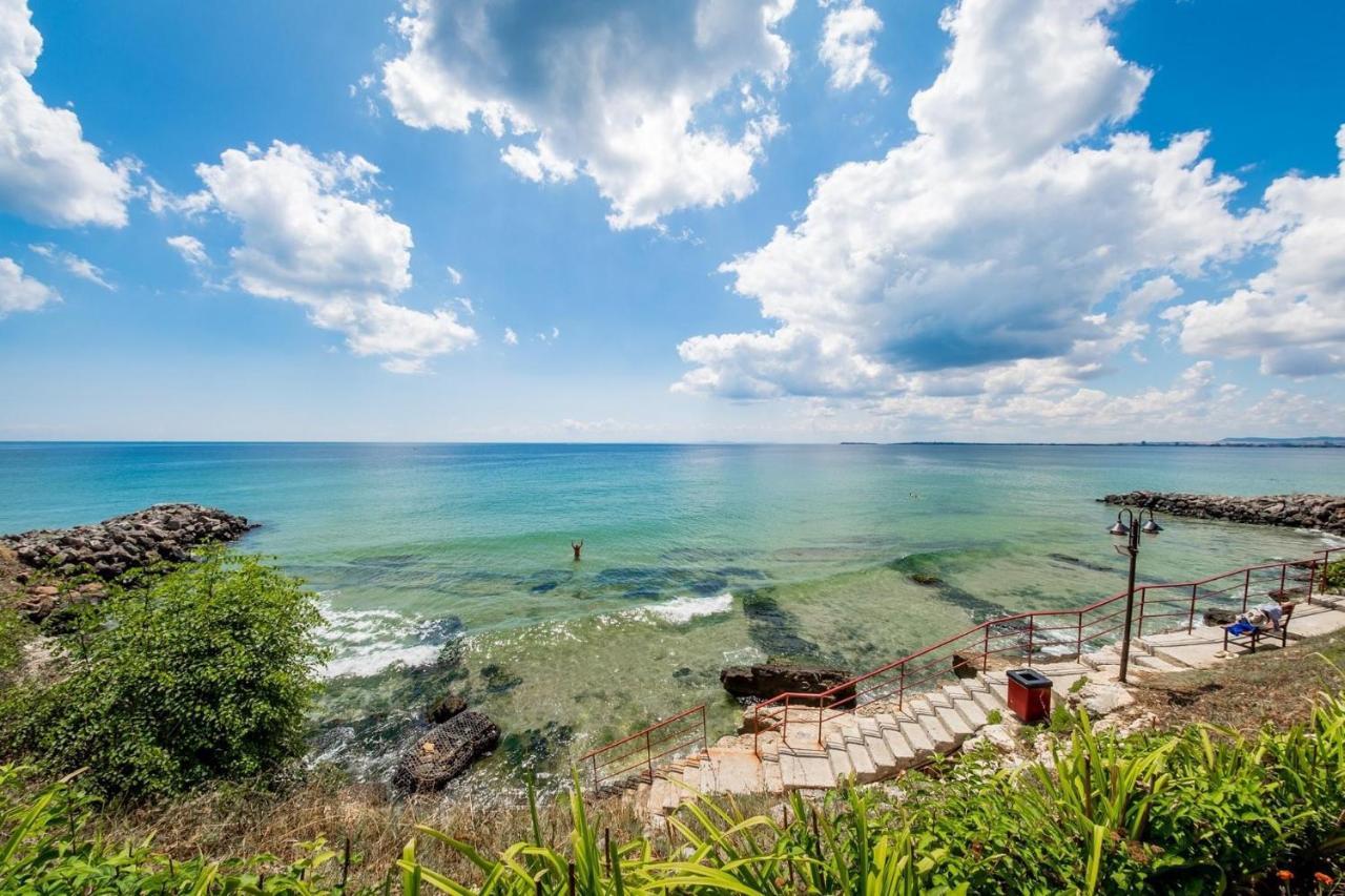 Sea View Panoramic Apartments, Noks Crown Club * Свети Влас