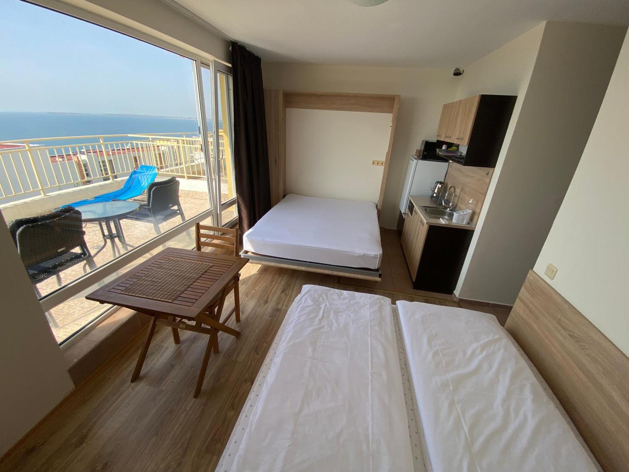 Sea View Panoramic Apartments, Noks Crown Club Апартамент *