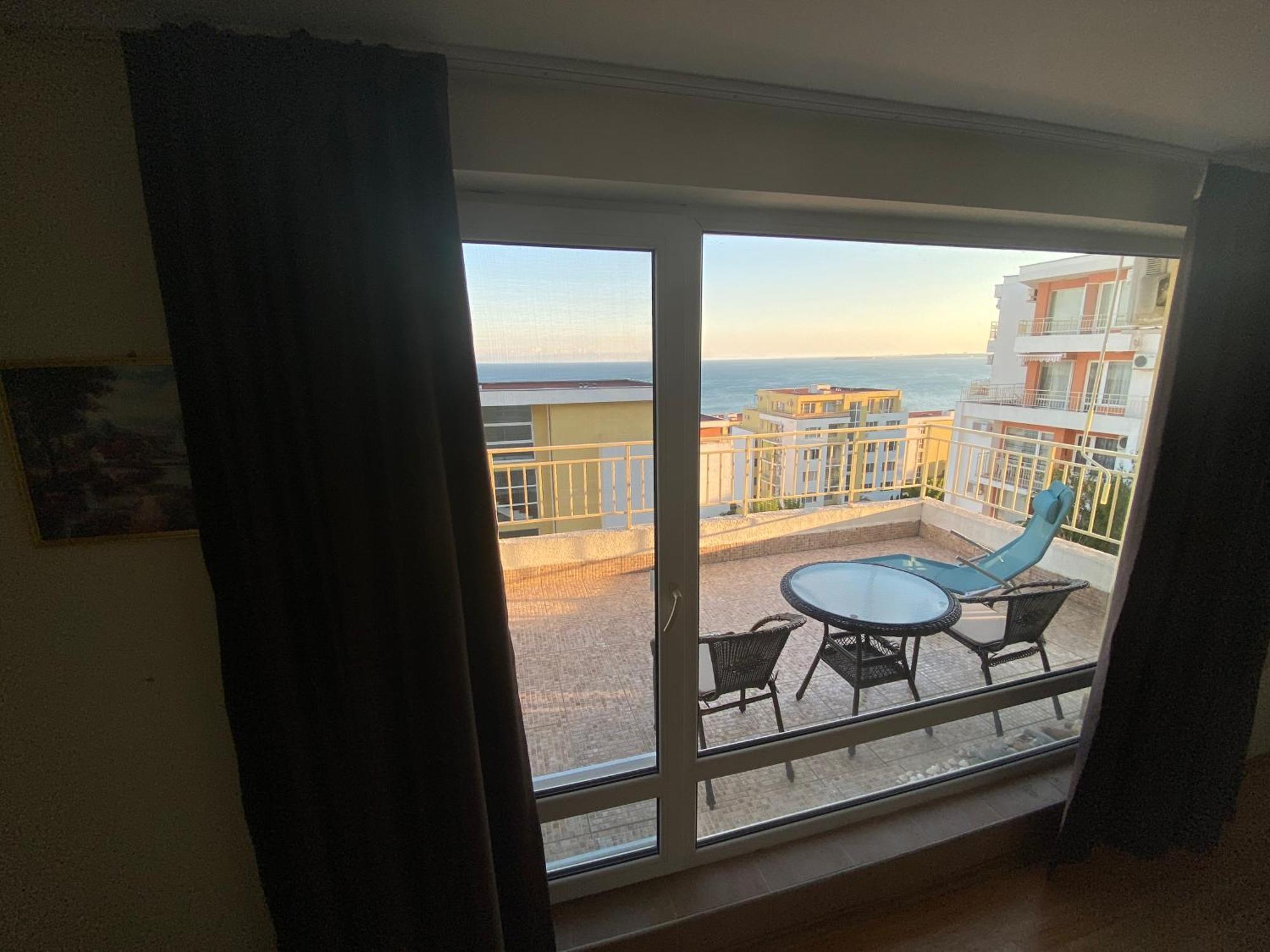 Апартамент Sea View Panoramic Apartments, Noks Crown Club Свети Влас